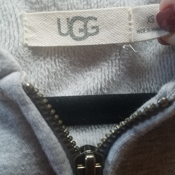 UGG Hooded Sweatshirt Size XS - Picture 3 of 4